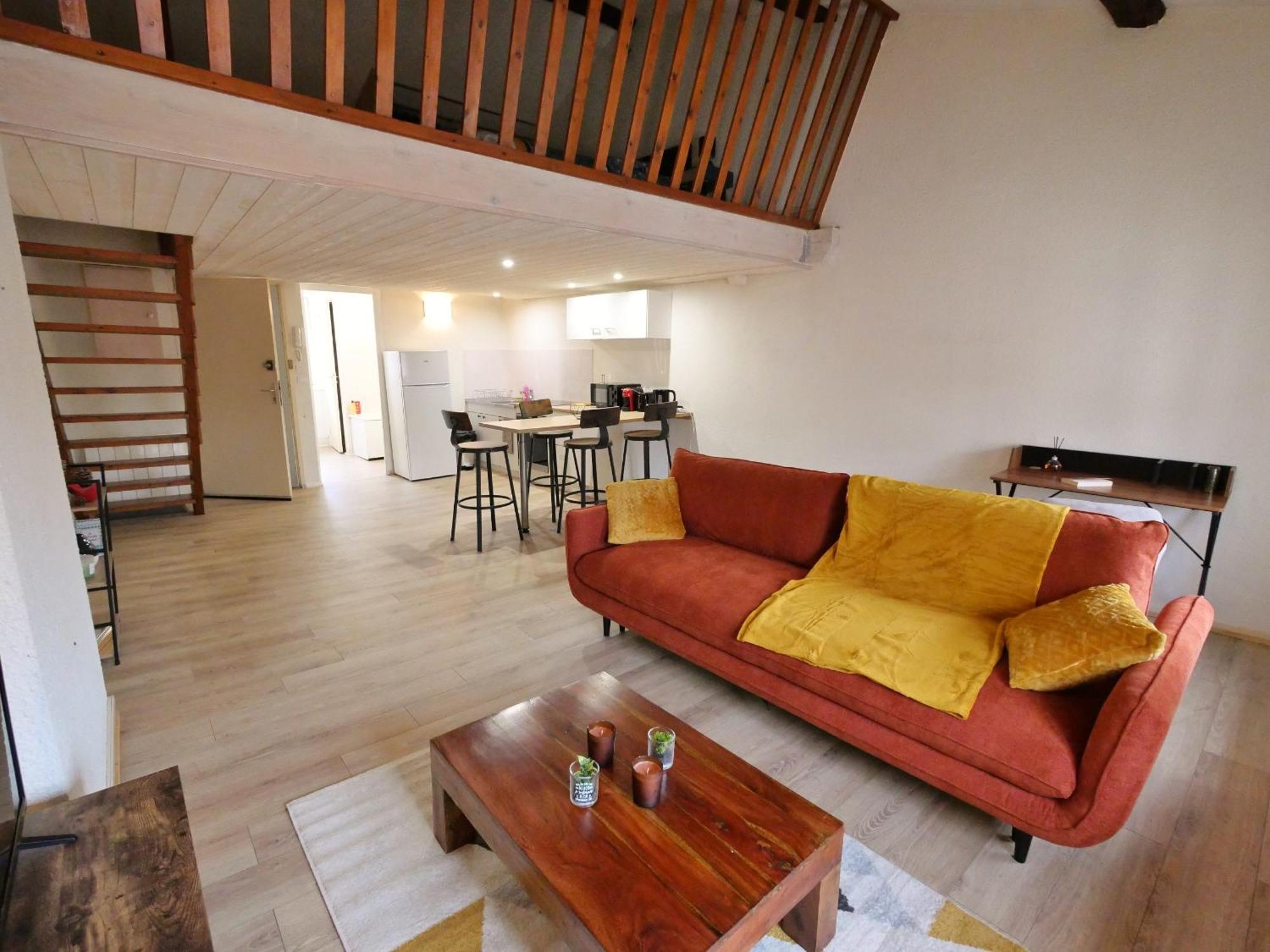 Appartement Avec Mezzanine Idealement Situe A Mâcon المظهر الخارجي الصورة